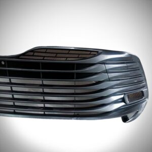 2018-20 Toyota Camry LE/XLE Front Grille with LED Fog Lights - Image 3
